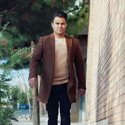 مجتبی آلاله