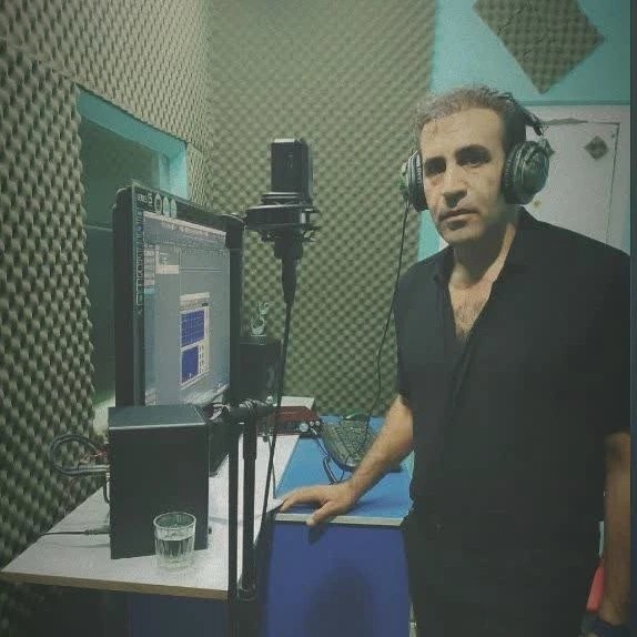 اکبر دارابی